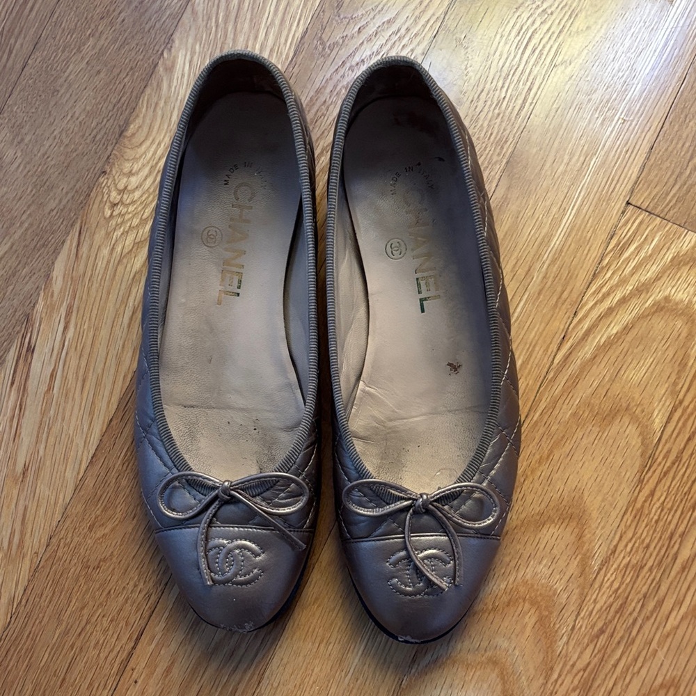 CHANEL Women's Brown Quilted Flats